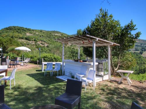 Picturesque Holiday Home in Assisi with Pool