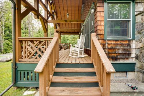 Secluded Elka Park Cabin Hot Tub and Fire Pit!