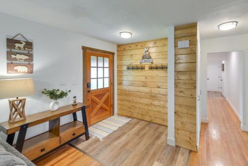 Teton Valley Getaway Fenced Yard, Grill Teton Valley Getaway Fenced Yard, Grill