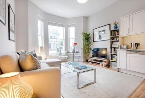Contemporary Clapham Living, Londyn