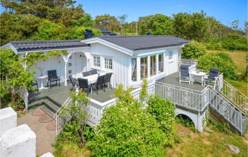 Three-Bedroom Holiday Home 