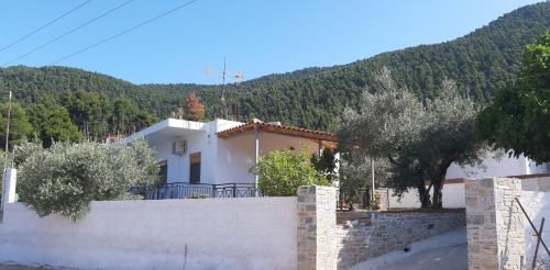  Johnie's Villa, Unterkunft in Neo Klima