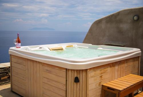 Sunrise stone villa with Jacuzzi by Neuvel