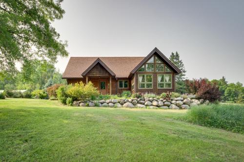 . Riverfront Palisade Home in Savanna State Forest!