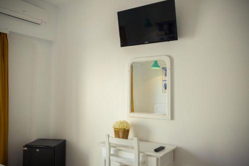 Hostal Sunset Ibiza - image 7