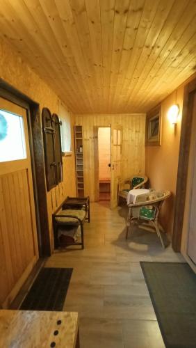 靠近捷克布傑約維采的多德里貝山林小屋 (Doudleby u Ceskych Budejovic) in 多烏德萊比