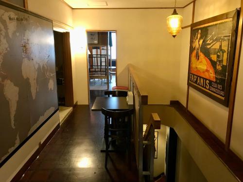 DJANGO Hostel & Lounge in Танабе
