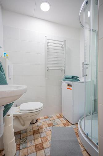 Cosy gallery flat in Akacfa st. - Tap to explore photos