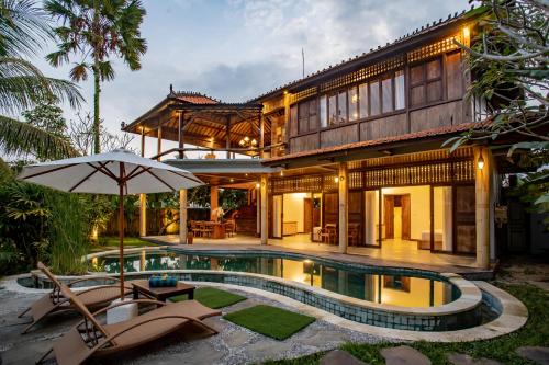 3 bedrooms, 4 beds