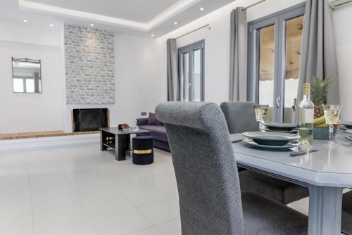 simos luxury apartments in เกาะแนโซส