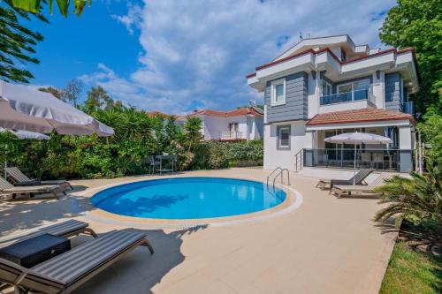 Villa Amber 4 plus 3 Room Villa with Pool,Sauna and Billiards in Fethiye