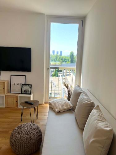  Donaublick Oasis: Stylische Wohnung in Wien