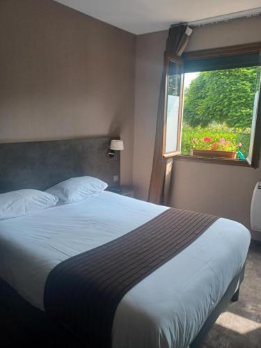 Hôtel La Parenthèse (Hotel La Parenthese) in Attignat