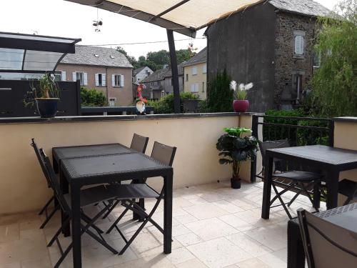 サリエ＝ド＝ベアルン L'amarante chambres d'hotes villefranche de panat 3つ星 ホテル ロビー