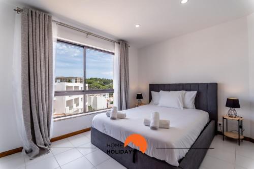 #169 T3 Medronheira by Home Holidays