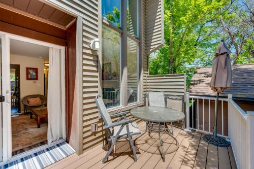 Beautiful Boulder Townhome Walk to CU and Pearl St!