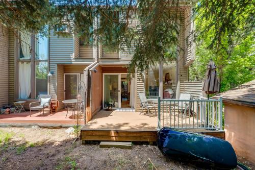 Beautiful Boulder Townhome Walk to CU and Pearl St!