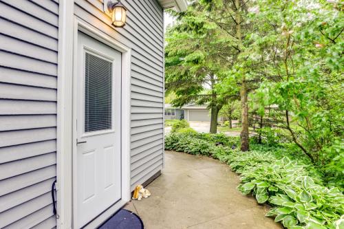 Sheboygan Getaway with Deck and On-Site Lake Access!
