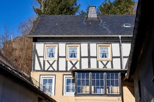 Ritterstube - Eifelstuben mit Charme, Nähe See und Burg, außergewöhnlich, Vulkaneifel