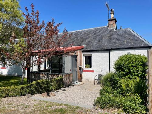 A szálláshely kívülről, One bed cosy Highland cottage near Beauly in Aigas