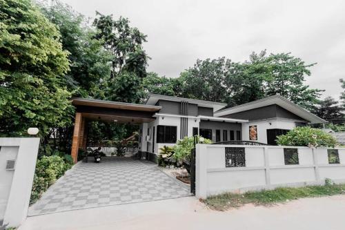 Ying Yang House Sawankhalok