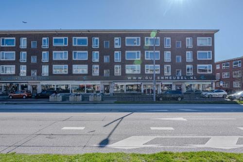 Sunny and spacious apartment