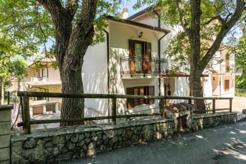 Viesnīcas āriene, Casa vacanze “Le noci” in Sant'Eufemia a Maiella