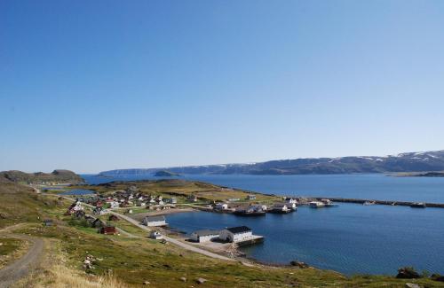 . Kongsfjord Holiday Home