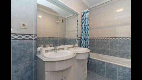 T1 Wifi balcony with Bbq air con 8min walk from the Marginal of Cabanas