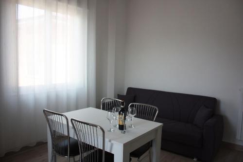 [Stazione] - Casa privata con veranda - Apartment - Romano di Lombardia