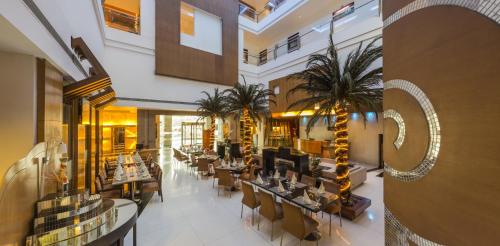 المرافق, ذا ريجنزا بي تونجا (The Regenza By Tunga) in نافي مومباي