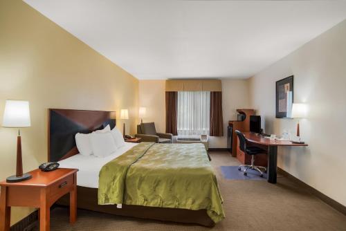 Quality Inn & Suites Chambersburg