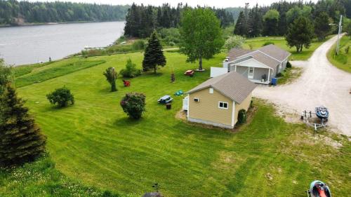 Cache Rapids Vacation Rental in Deer Lake (NL)