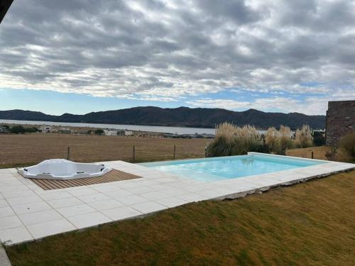 Maravillosa Casa 3 dorm. - Lago Los Molinos in Potrero De Garay