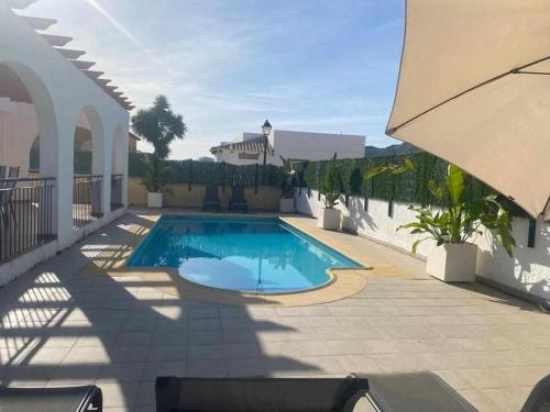 Encantadora villa de 3 cuartos y piscina privada