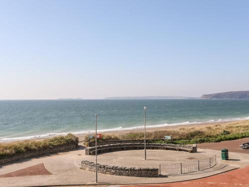 7 Min Y Traeth 7 Min Y Traeth
