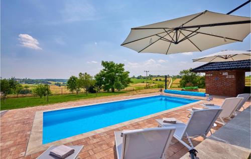 Peldbaseins, Amazing Home In Krizevci in Krizevci