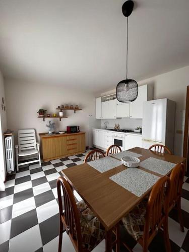 Near Town Centre And Lake - Le Colombe - Bardolino