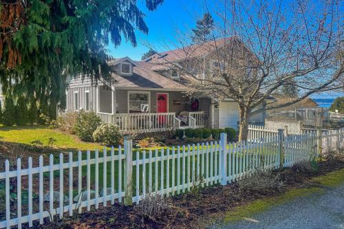 Island Cottage - Madrona Beach