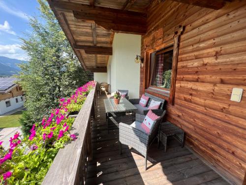 Ferienwohnung Gamsbock Panorama View Balkon, Gartensauna, Garten, Grillplatz