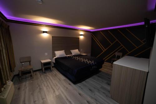 Artesia Motor Inn in Bellflower, USA