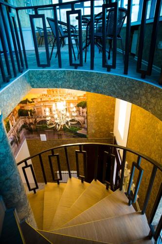 City Hotel
