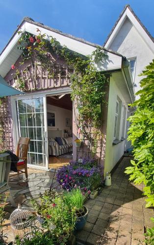 124 ,Castlelawn Heights, Headford road Galway Homestay