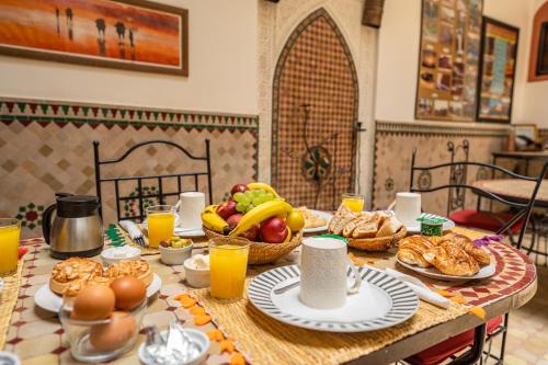 Riad Todra - image 37