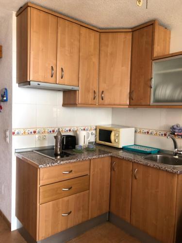 Lovely studio with seaview 700m from the beach 4