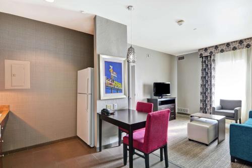 Homewood Suites By Hilton Amarillo