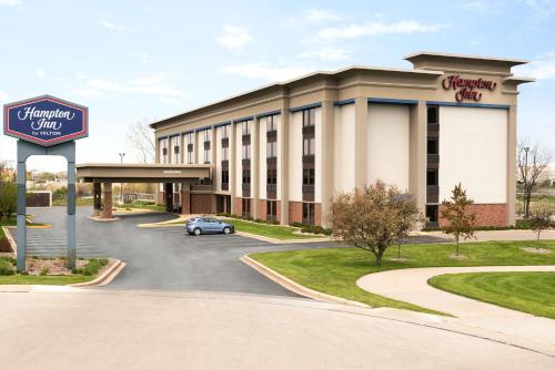 Hampton Inn Appleton-Fox River Mall Area