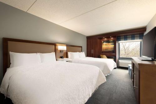 Hampton Inn By Hilton Appleton-Fox River Mall Area