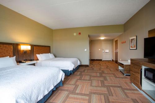 Hampton Inn By Hilton Watertown