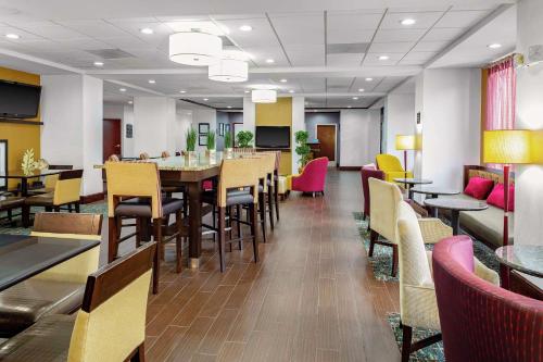 Hampton Inn Atlanta-Fairburn